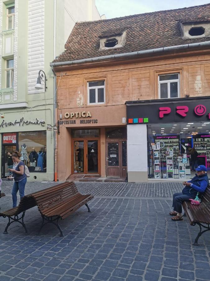 Central Petit Room Braşov Exterior foto
